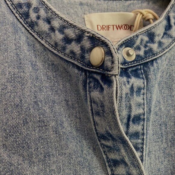 Driftwood embroidered denim top - Picture 10 of 13